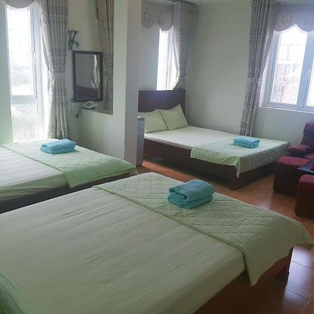 Khách Sạn Thủy Young Vung Tau Esterno foto
