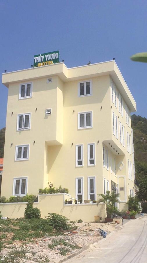 Khách Sạn Thủy Young Vung Tau Esterno foto