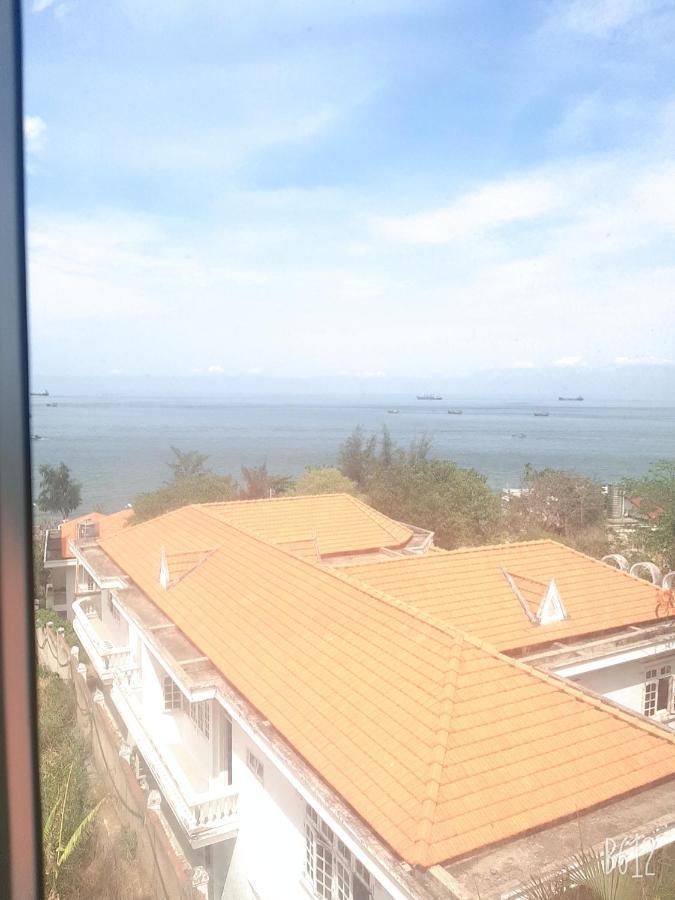 Khách Sạn Thủy Young Vung Tau Esterno foto