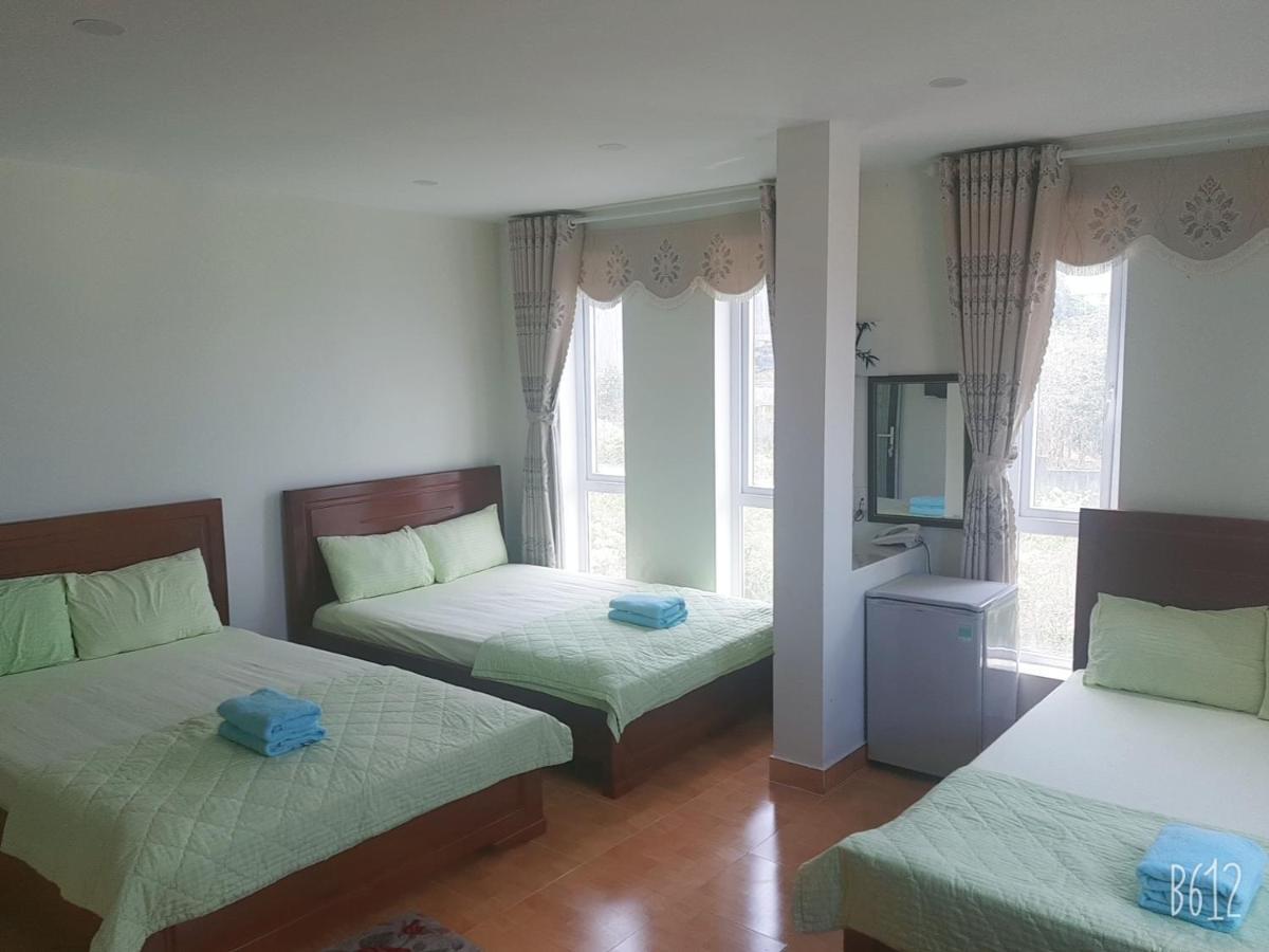 Khách Sạn Thủy Young Vung Tau Esterno foto